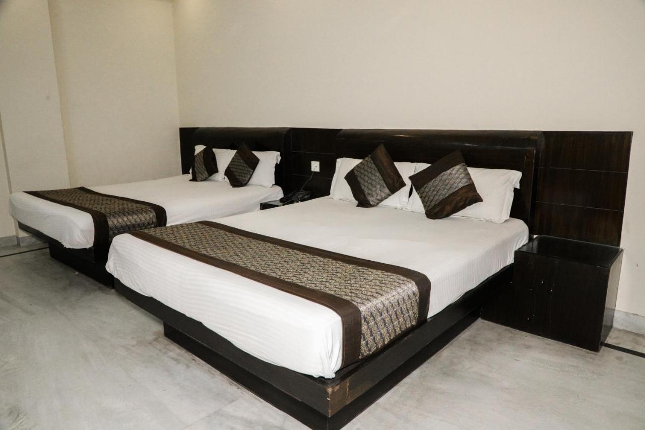 Hotel Centra Inn Neu-Delhi Exterior foto